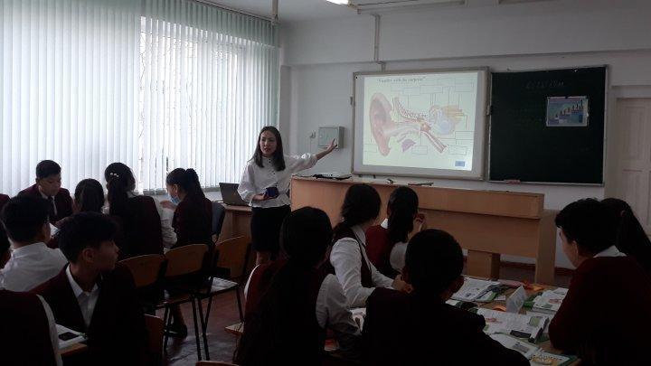 Дөңгелек үстел«Мамандықты дұрыс таңдау - табысты өмірдің кілті»