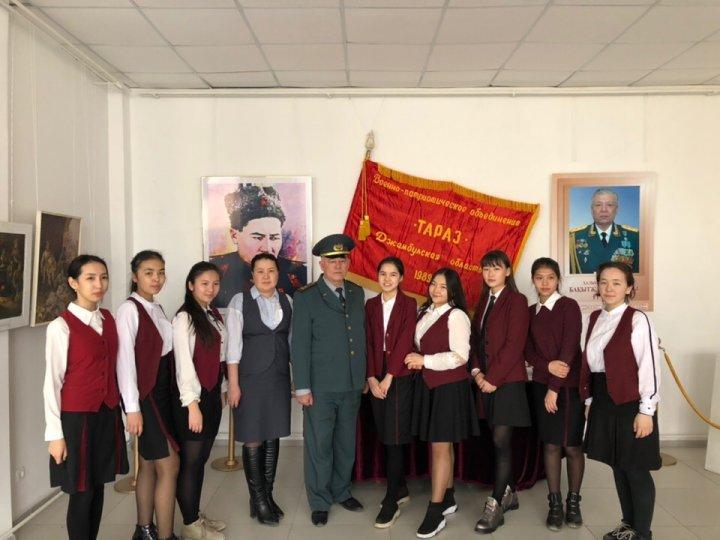 «Сан мамандық түрі бар, таңдап, талғап бірін ал!»атты дөңгелек үстел