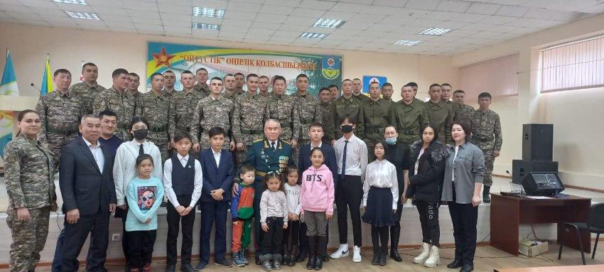 Ауған соғысы ардагерімен кездесу